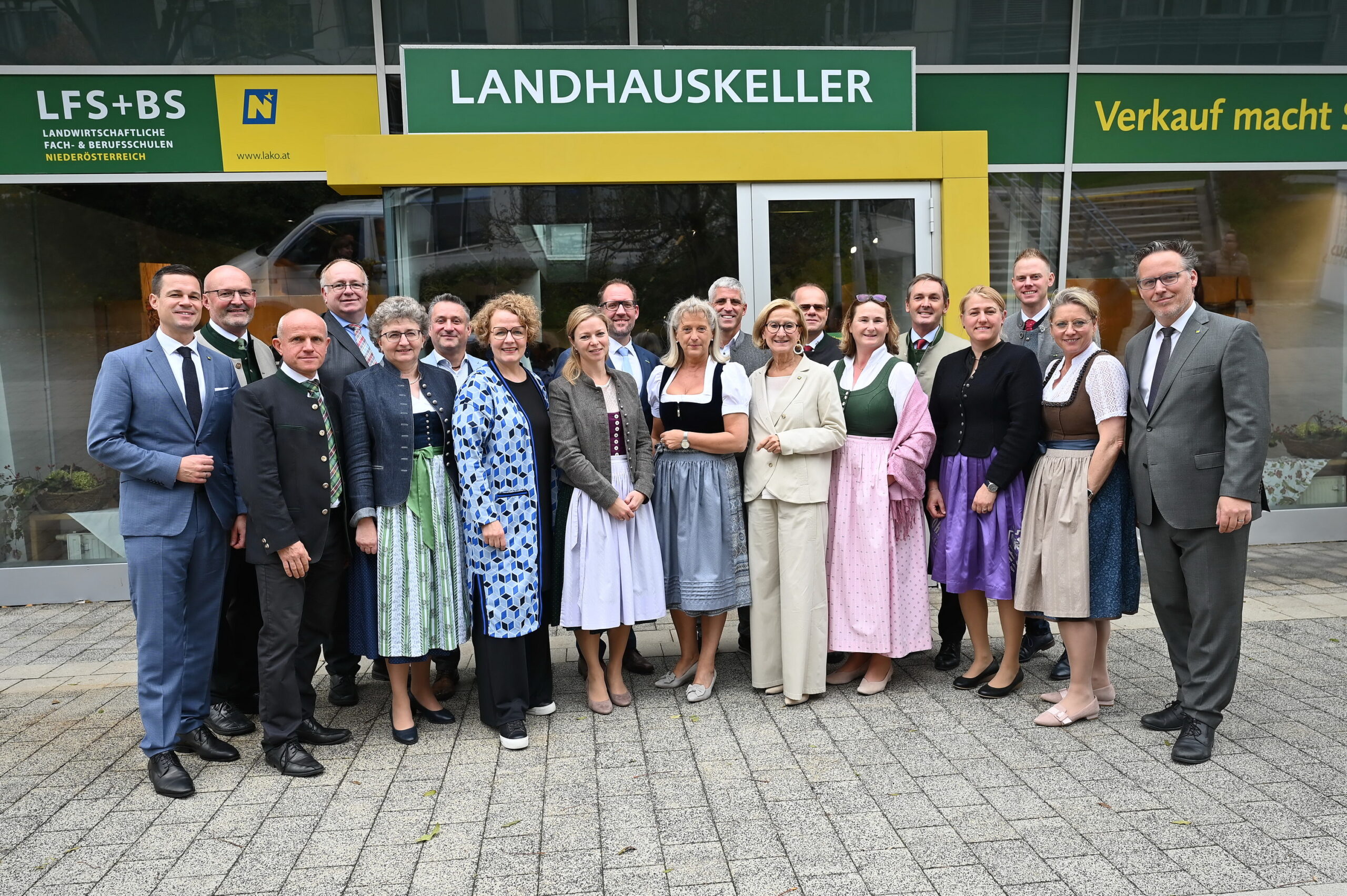 Neuer Landhauskeller im Regierungsviertel eröffnet
