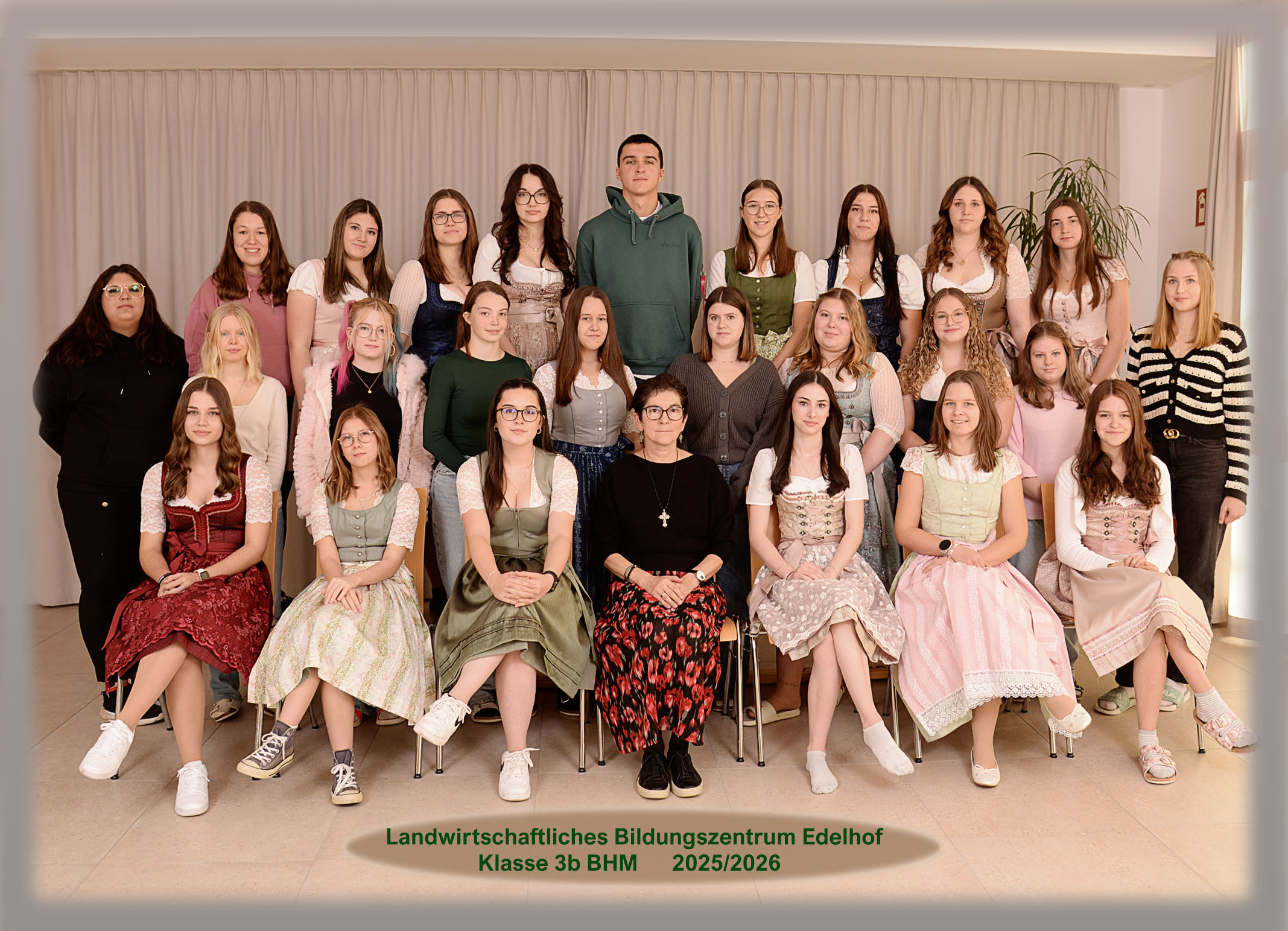 Klassenvorständin: Margarete Gressl