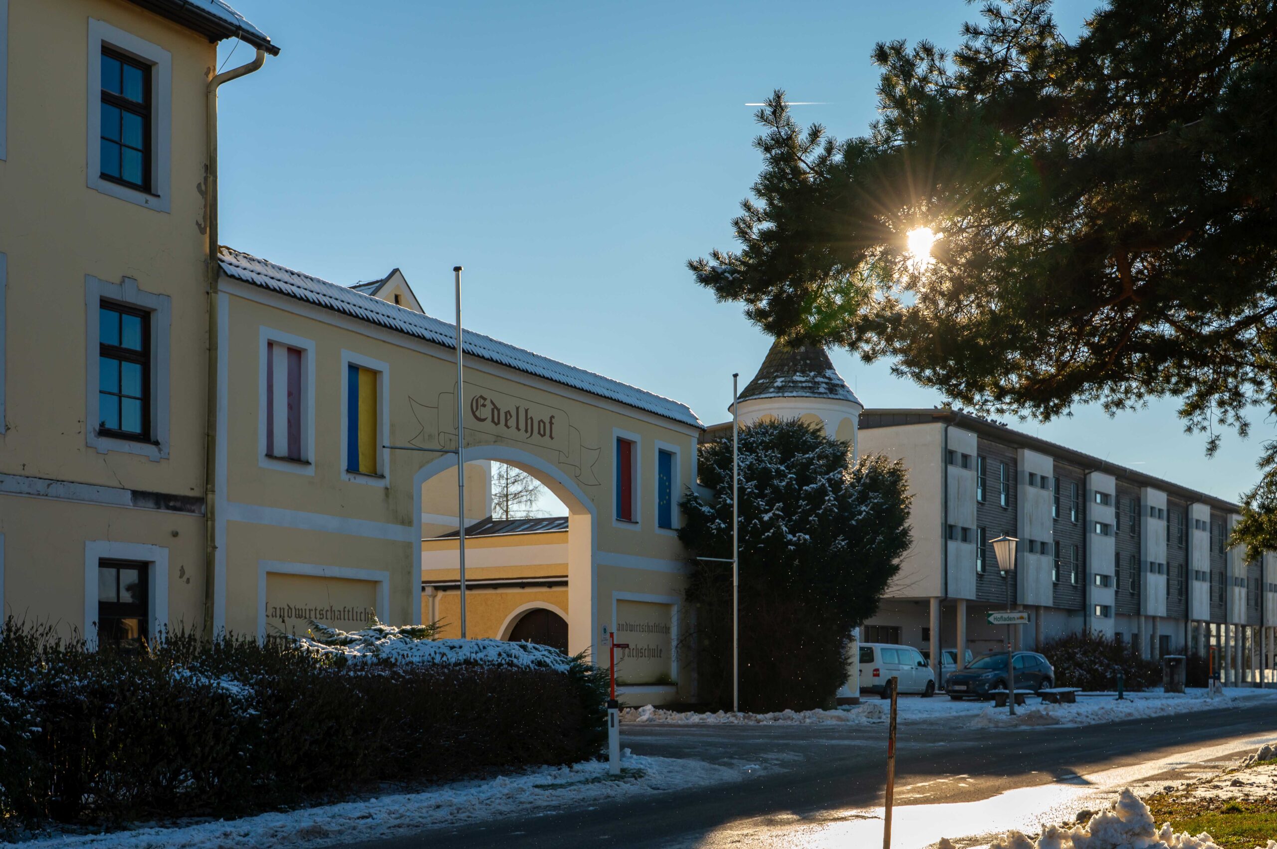 Schulinfotag am LBZ Edelhof: Adventliche Stimmung und umfassende Einblicke in vielfältige Ausbildungsschwerpunkte