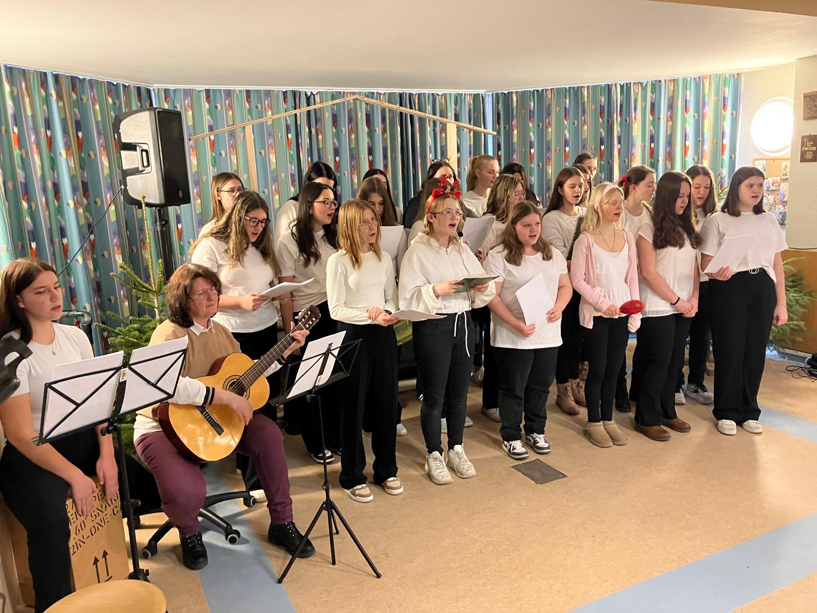 WhatsApp Image 2025-12-17 at 17.11.30