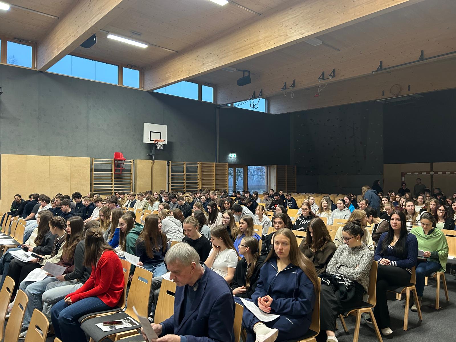 WhatsApp Image 2025-12-24 at 09.40.23 (4)