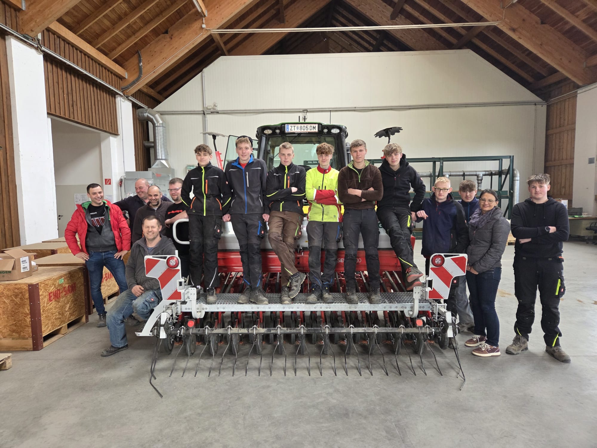 Einschulung der neuen Scheibenscharsämaschine bei Pöttinger