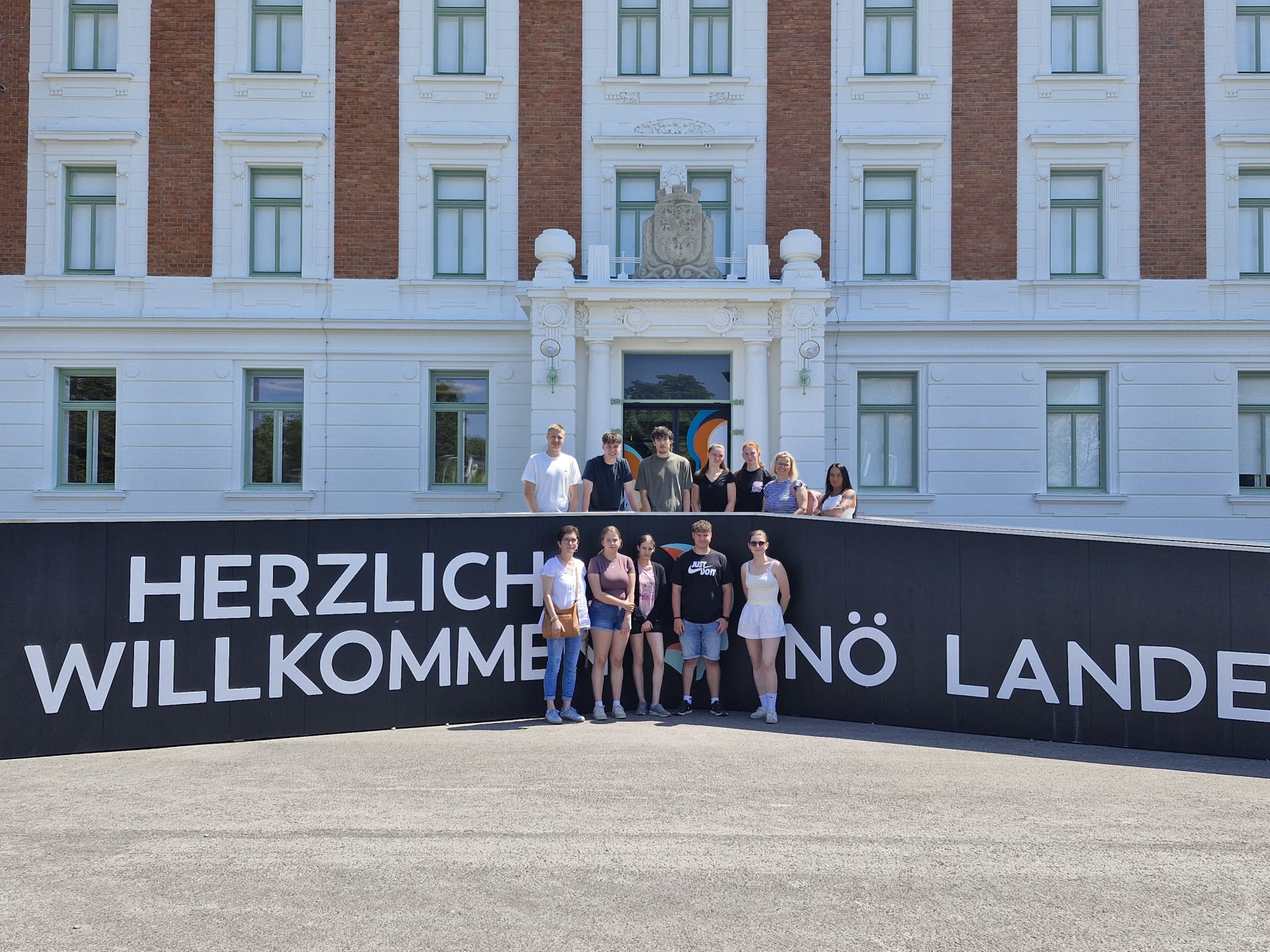 3A SOB besucht die Landesausstellung „Wenn die Welt Kopf steht“