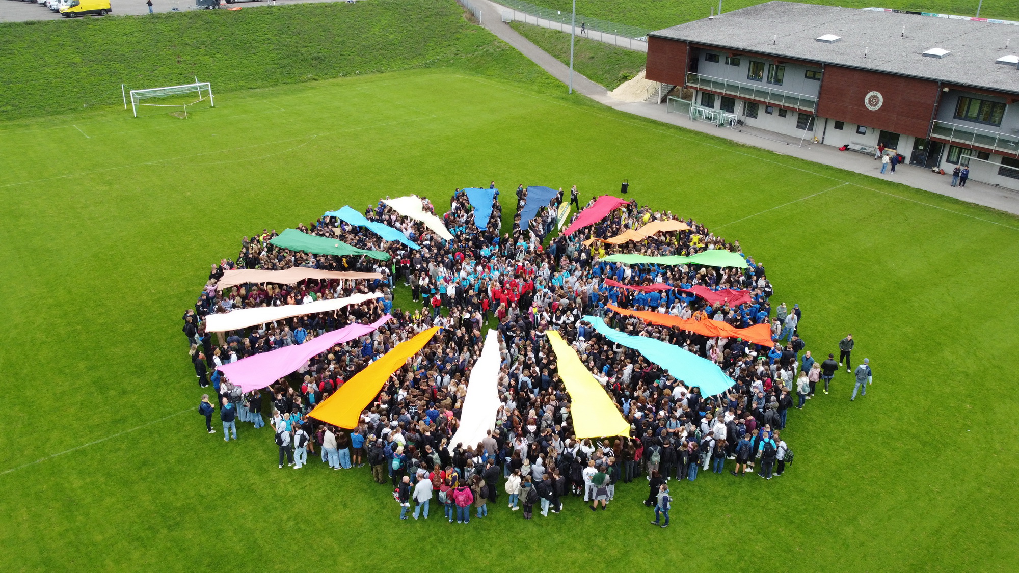 Friedensmarsch der NÖ Landwirtschaftsschulen zur NÖ-Landesausstellung